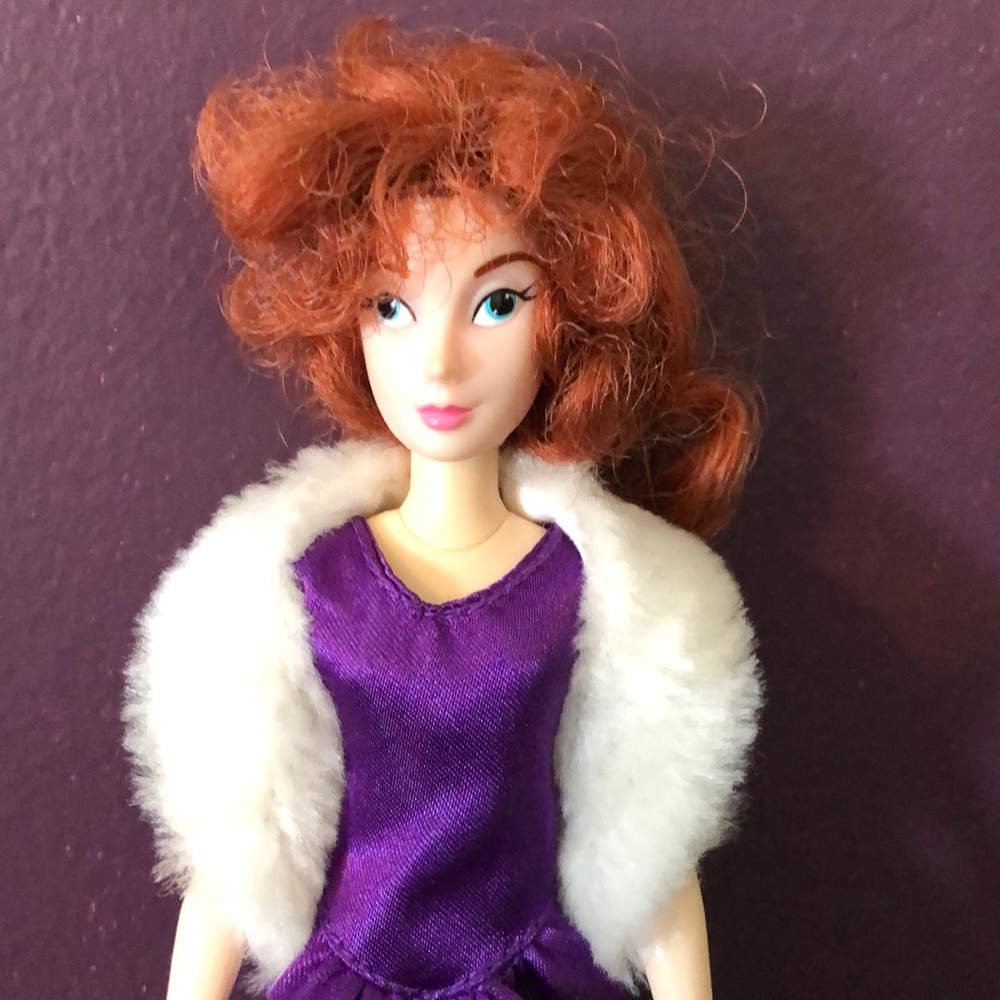Vtg: Anastasia Doll Growing Hair Collectible